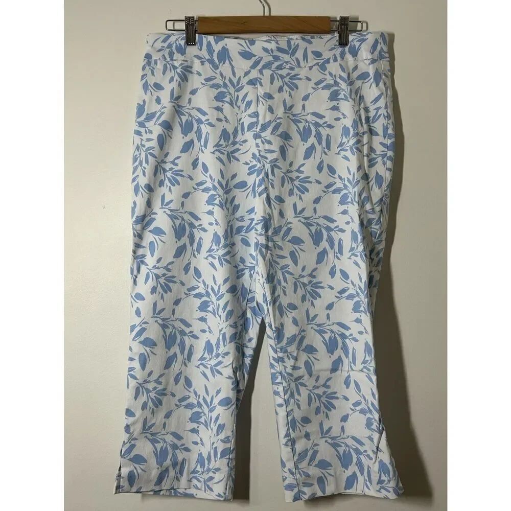 Counterparts Women's Large Blue & White Leaves Capri Pants 152F9196AHA